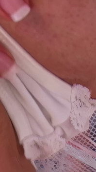 Drobna milf ruda laska Elizabeth M Lawrence w Hot BBC Międzyrasowe jebanie bierze duży ładunek spermy w jej ustach