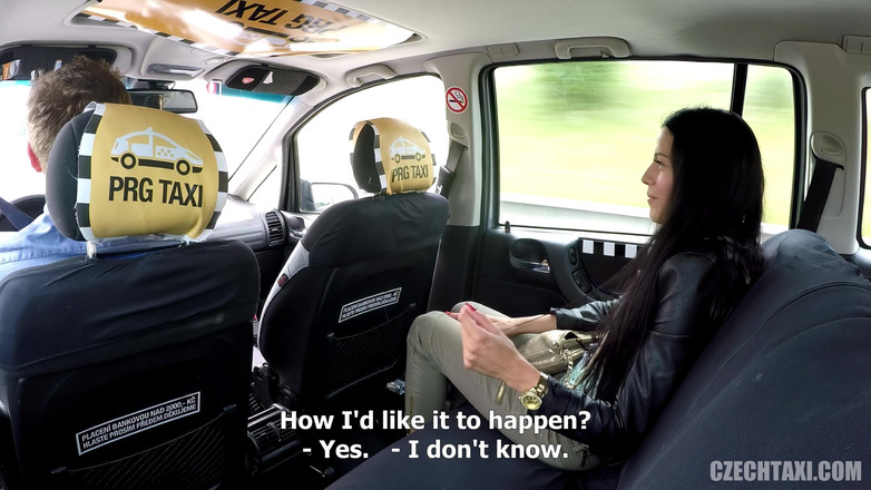 Czech Taxi: Primer orgasmo mojado