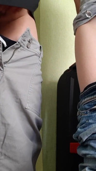Me and My Mature Stepmom Masturbate in Jeans