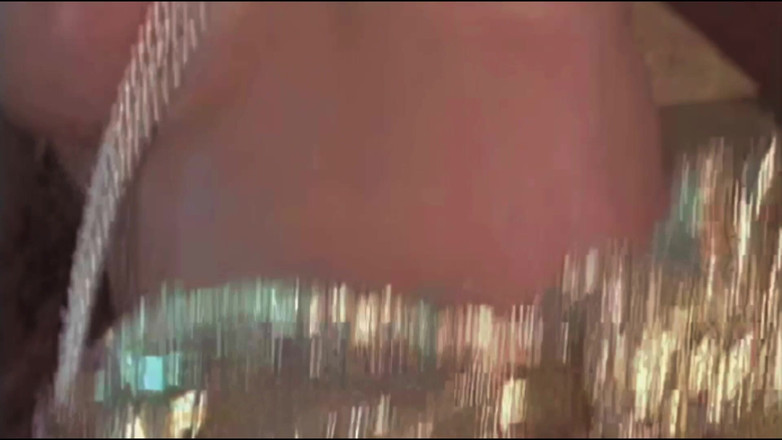 Inthe MILF room: Horký Orientální Sex S Krásnou Milfkou