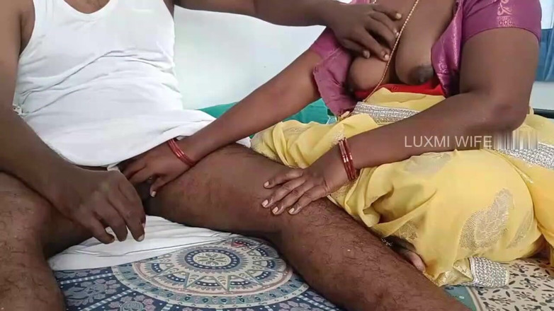 Luxmi Wife: Свекруха трахає невістку - 2