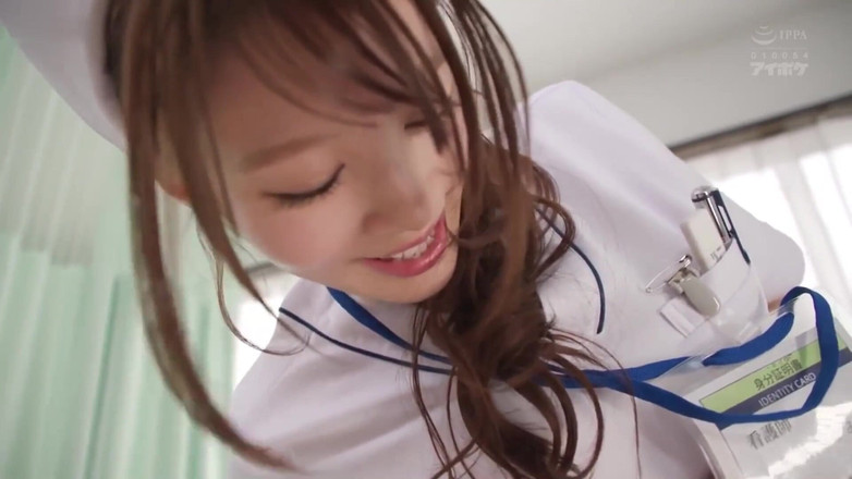 Smooth Time: Alla bella infermiera piace succhiarti il cazzo e sarà lei...