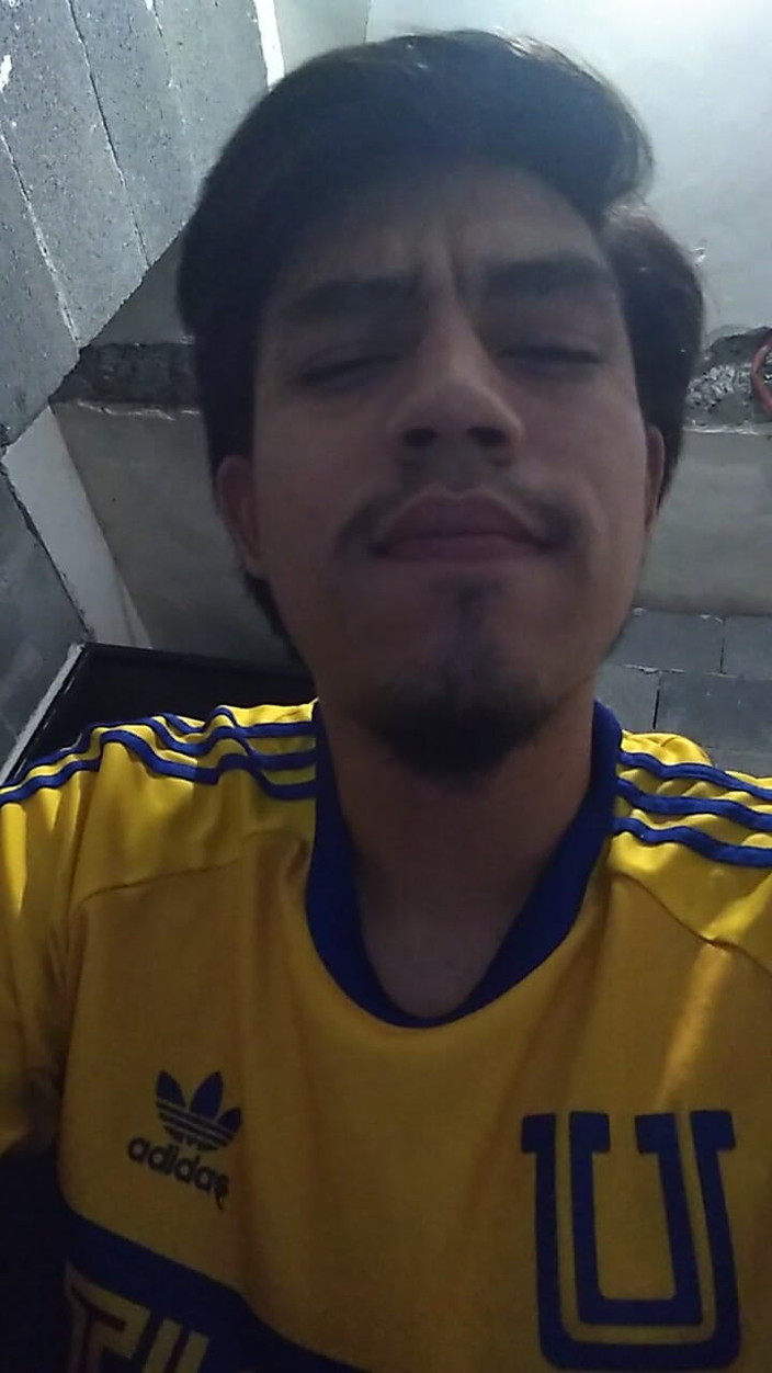 AlexAlejandro13: Dă-i un titlu videoclipului excitat