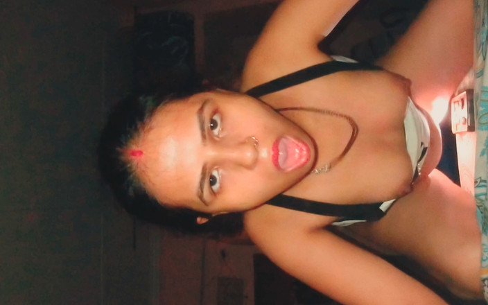 Hot Sis: Latika Horney Face Expression Hard Fuck