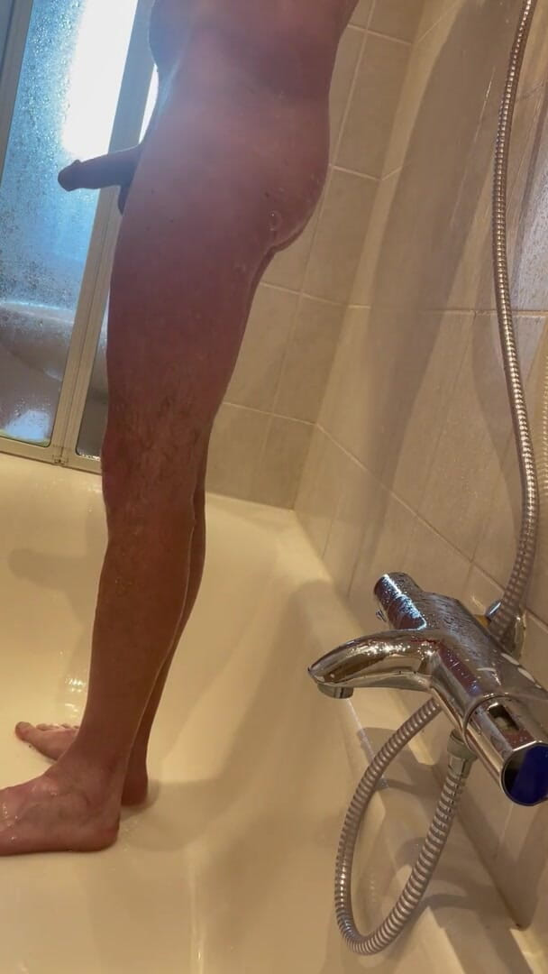 Redboy83: Bilik mandi dan bercukur