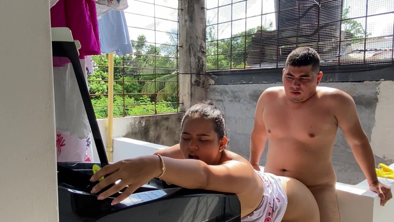 MaRaSexx: Madrastra Tiene Sexo Con Su Hijastro Mientras El Padrastro No...