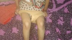 Neelima69: Prostituată indiană desi cu costum