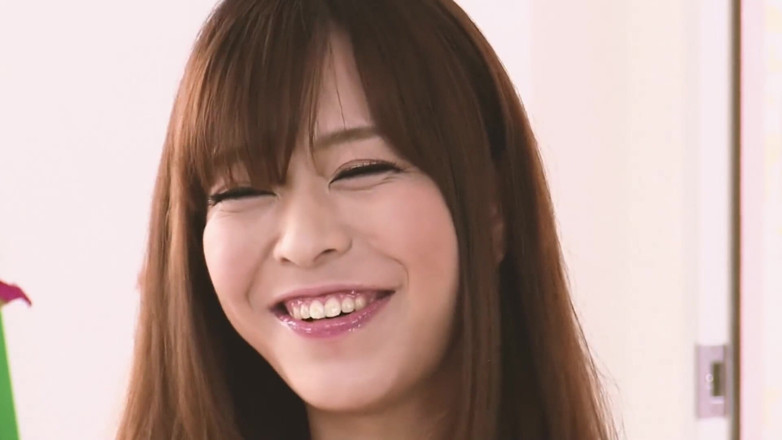 JAPAN IN LOVE: Cewek semok jepang dengan toket 4_big lagi asik muasin memeknya pakai...