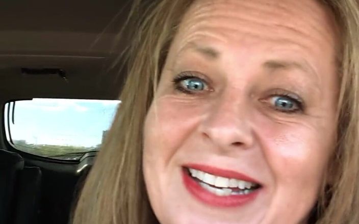 Little Linda: Hottest MILF Ever - Masterbation in Walmart Parking Lot See Ending