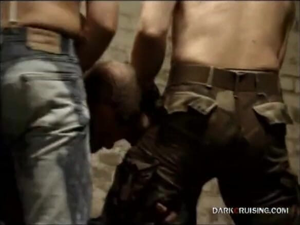 Cazzofilm: Pertempuran skinheads