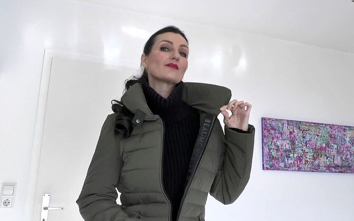 Lady Victoria Valente: Mój zielony długi puchowy płaszcz