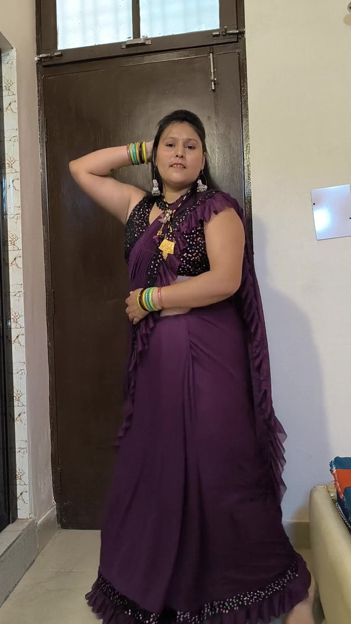 Puja555: Puja bhabhi nackter tanz