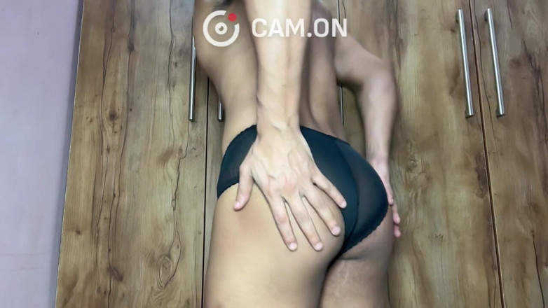 Dhnropmoc: Žhavá sexy tělocvična chlapec cam sex hand job