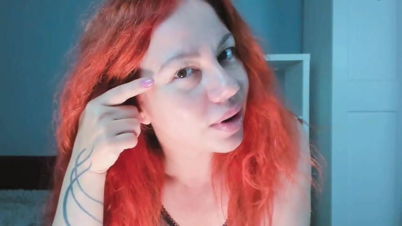 Ella Kross: Ipnotizzante sono la tua nuova religione HD mp4