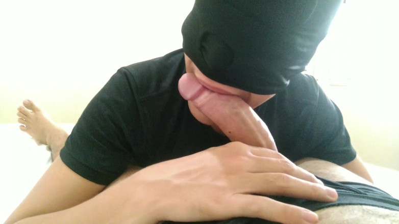 MiguellTrajano: Enseñando a mi hermanastro a chupar una polla larga