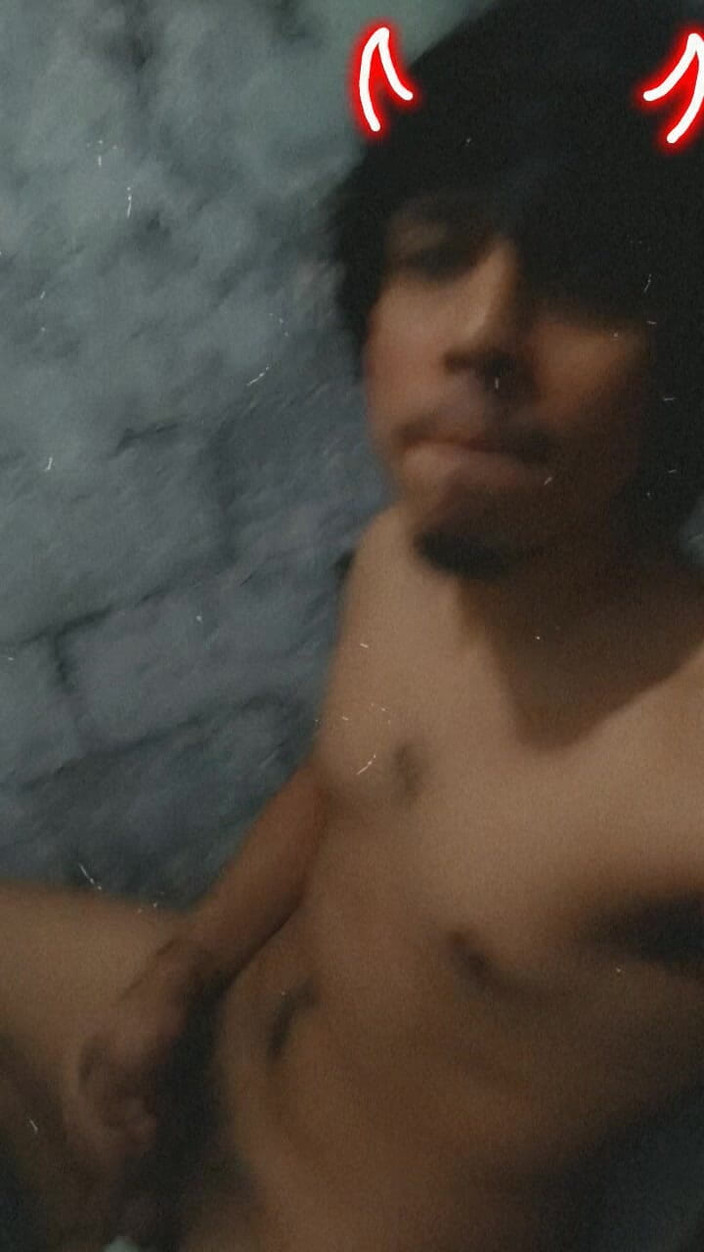 AlexAlejandro13: Diavolesc