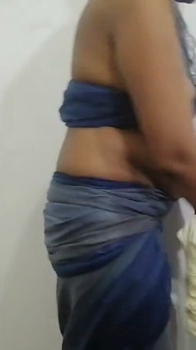 Tina Baby: Desi MILF Pick up 3 -she Watches TV, I Watch Her Cleavage