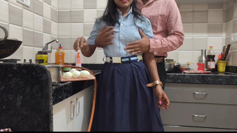Mumbai Ashu: Indian Girl Fucked Her Teacher at Home First Time