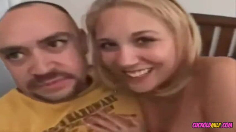 Cuckold MILF: Paroháč milf a její manžel si oba užívají velké černé péro
