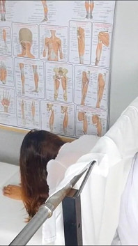 Doktor gavatın nişanlısını karşı koyamadı!