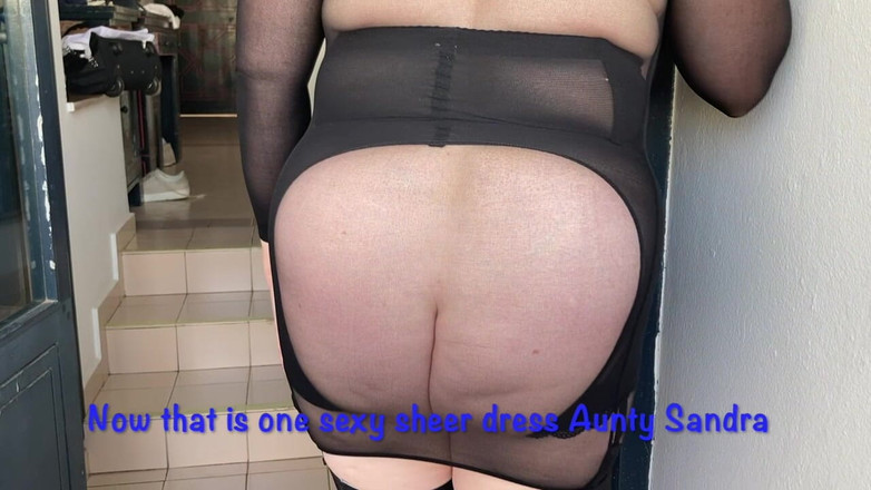 Aunty Sandra vintage girdle queen: 阿姨穿着 oc 腰带和露骨连衣裙
