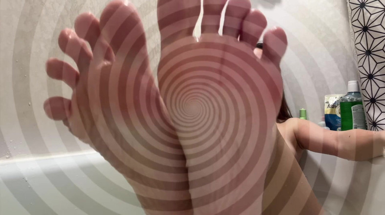 Skinny_lady69: Mesmerizina viciada em pés com sola enrugada