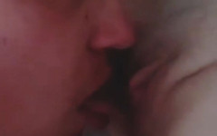 MollyVIP: Můj manžel miluje lízání mé mokré kundičky