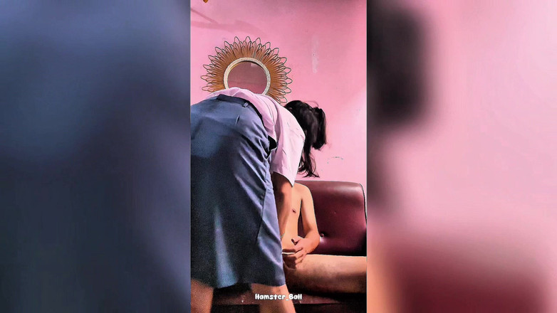 Hamster_Ball: कॉलेज के बाद देसी कमसिन तुरंत सेक्स करना शुरू कर देती है