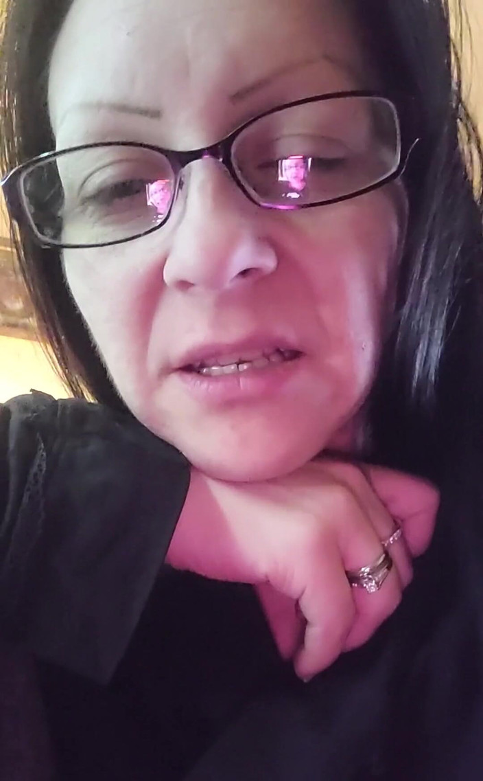 Raven Willow: 10 páchnoucích mňam prdů čekajících na čichání 6