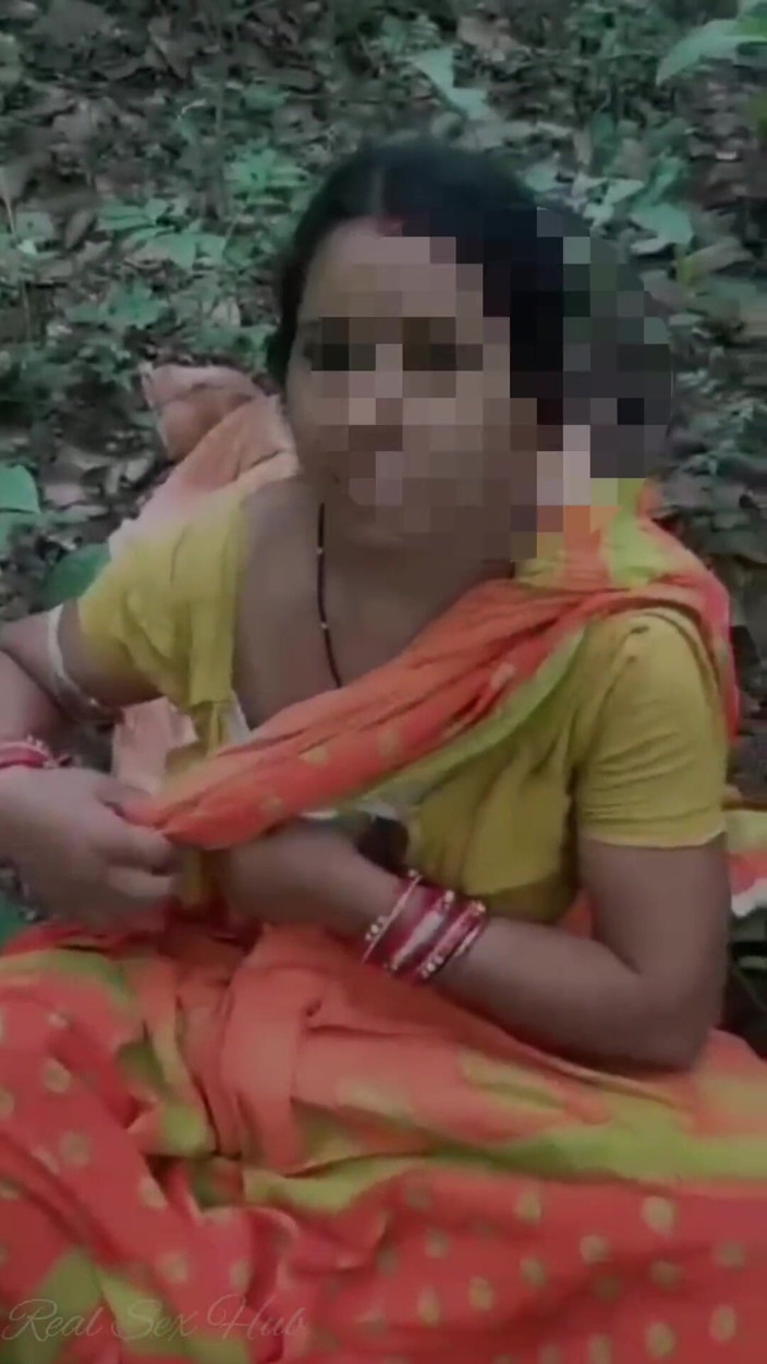 Real sex hub: Indian Village Shop Keeper zdradza seks w dżungli z właścicielem