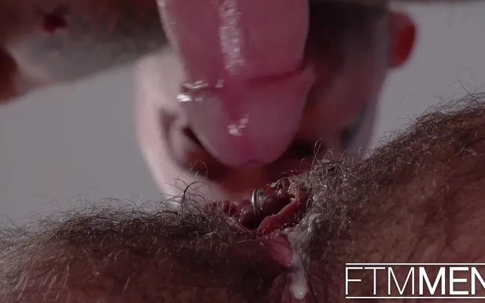FTM Plus: Ftm Men - Muscular Hunk Sean Duran Raw Breeds Hairy Ftm...