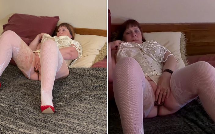Carmen Angel: Bunicuță Înger Roșu cu masturbare cu pantofi și supt pula Heaven 1 16 22