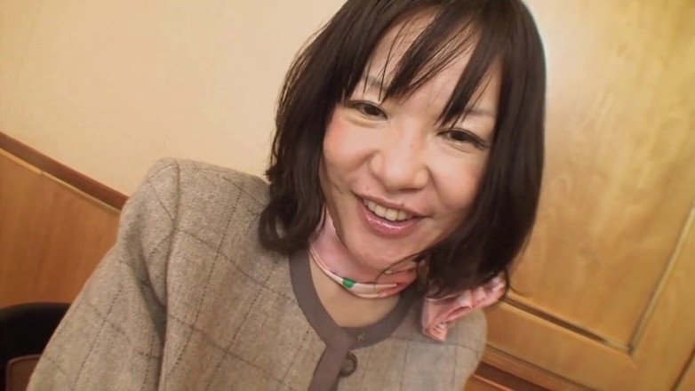 Milf in Love: Milfs japonesas con pezones gigantes - episodio 01