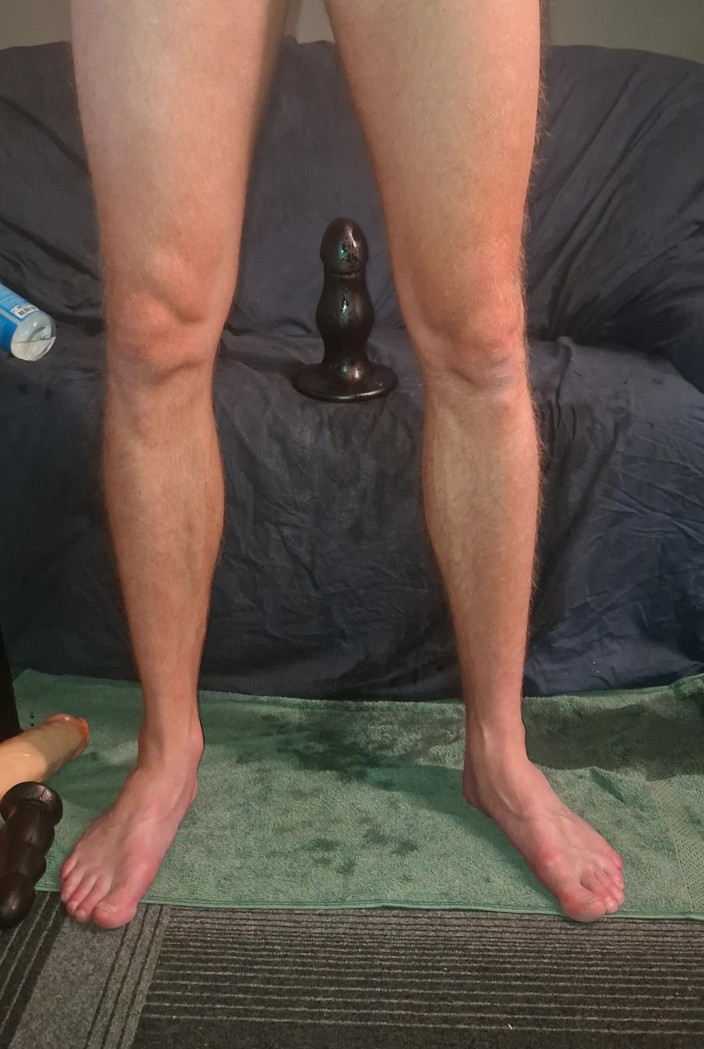 NoFace Twink X: Solo Male Extreme Anal Dildo - Huge Toys