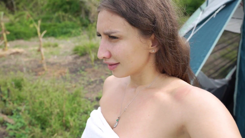 Kriss Kiss: Sex ve stanu s mým nevlastním bratrem! Footjob, Honění, Zezadu