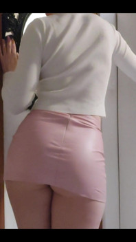 Does this skirt make my ass fat?