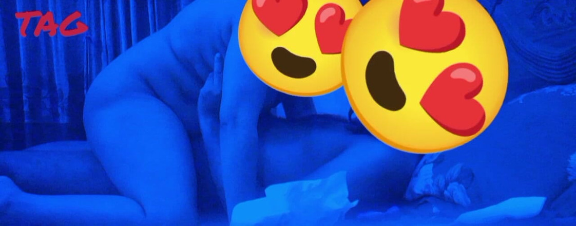 Teensex: Teman lelaki mengongkek teman wanita berpantat besar.
