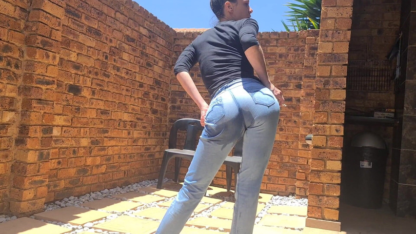 Piss Desperation Wetting My Jeans Outdoors Smoking (Petite Mia)