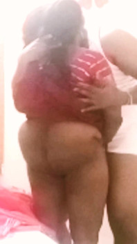 Desi indische tamilische bBW-ehefrau Latha stehende umarmung, arsch squeeze & muschi lecken von financier für schuldenzahlung!