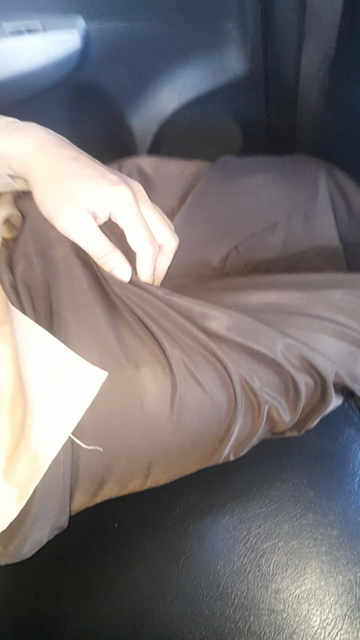 Naomisinka: Crossdressing masturbando-se vestindo mulher brilhante uniforme escolar Seragam Pramuka