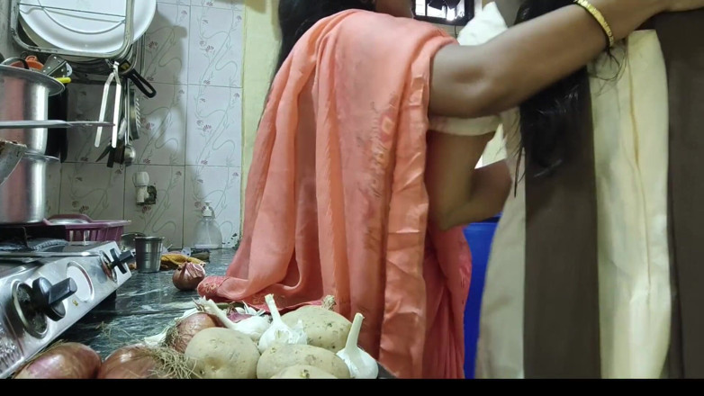 Mumbai Ashu: One Boy with Two Girl, Mumbai Ashu Champa and Raj
