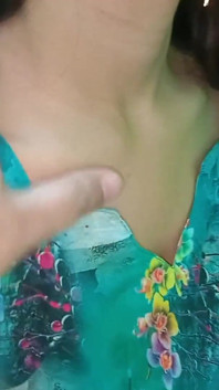 Sesso con una ragazza nelle vicinanze