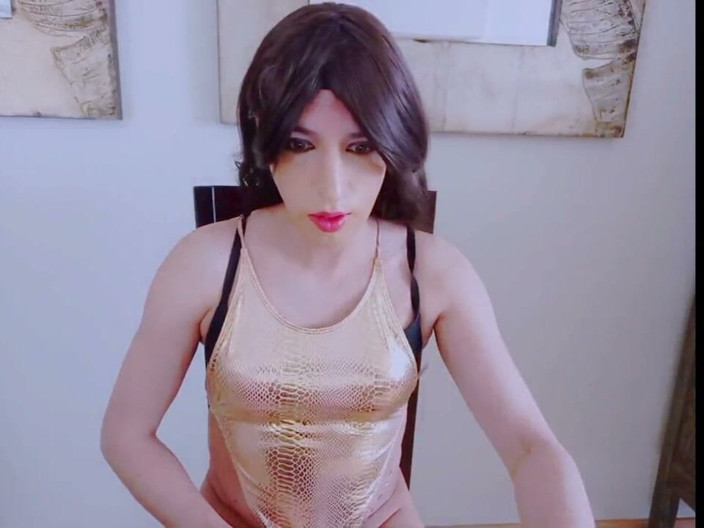 Tammy sissy slave: Sissy Crossdresser Masturbating at Home