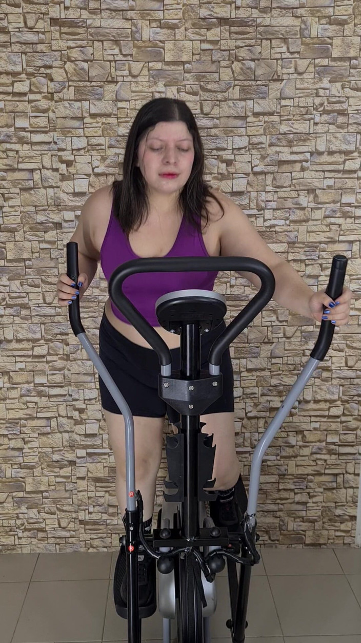 Alice H: Sweat Fetish Workout