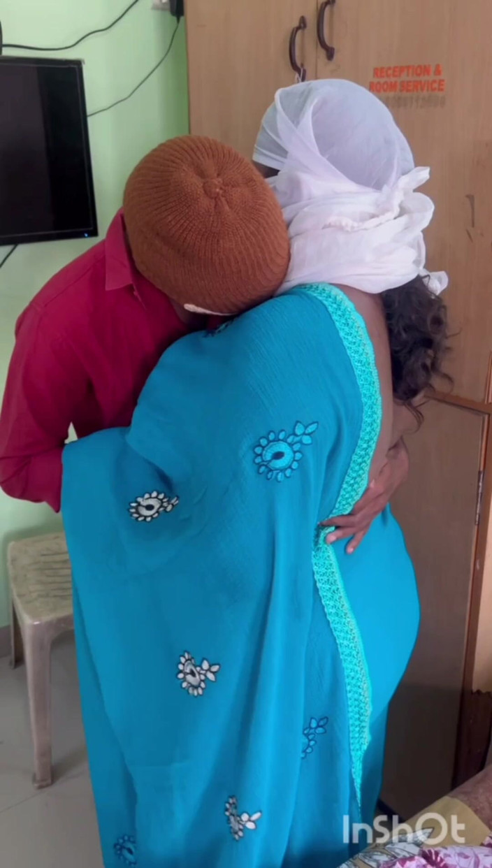 Benita sweety: Stiefzus hete borsten zuigen met stiefbroer en voorspel