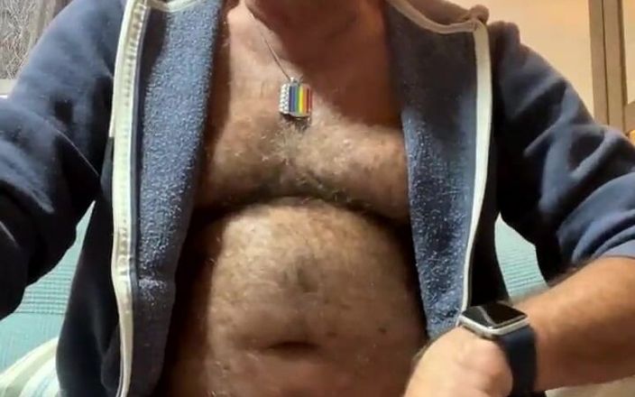 Daddy bear vlc: Steamy Solo Vods - Afternoon Wank e My First Live Cum...