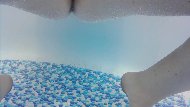 SimoneLive1: Venha Conosco Para a Piscina