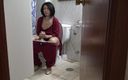 Stepmom Susan: Perverted Stepmom Caught Me Watching Her Peeing and She Invited...