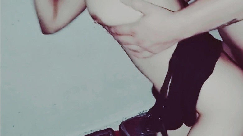 Hot Sis: Caliente esposa folla amigo del marido