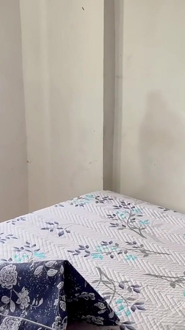 MeGanSxx: Menjual Tiba UntukNya Sendiri Dan Saya Meletakkan Dia Pada Empat